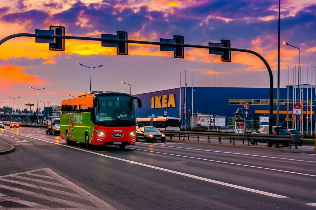 Dlaczego warto wybrać się na zakupy do sieci Ikea?